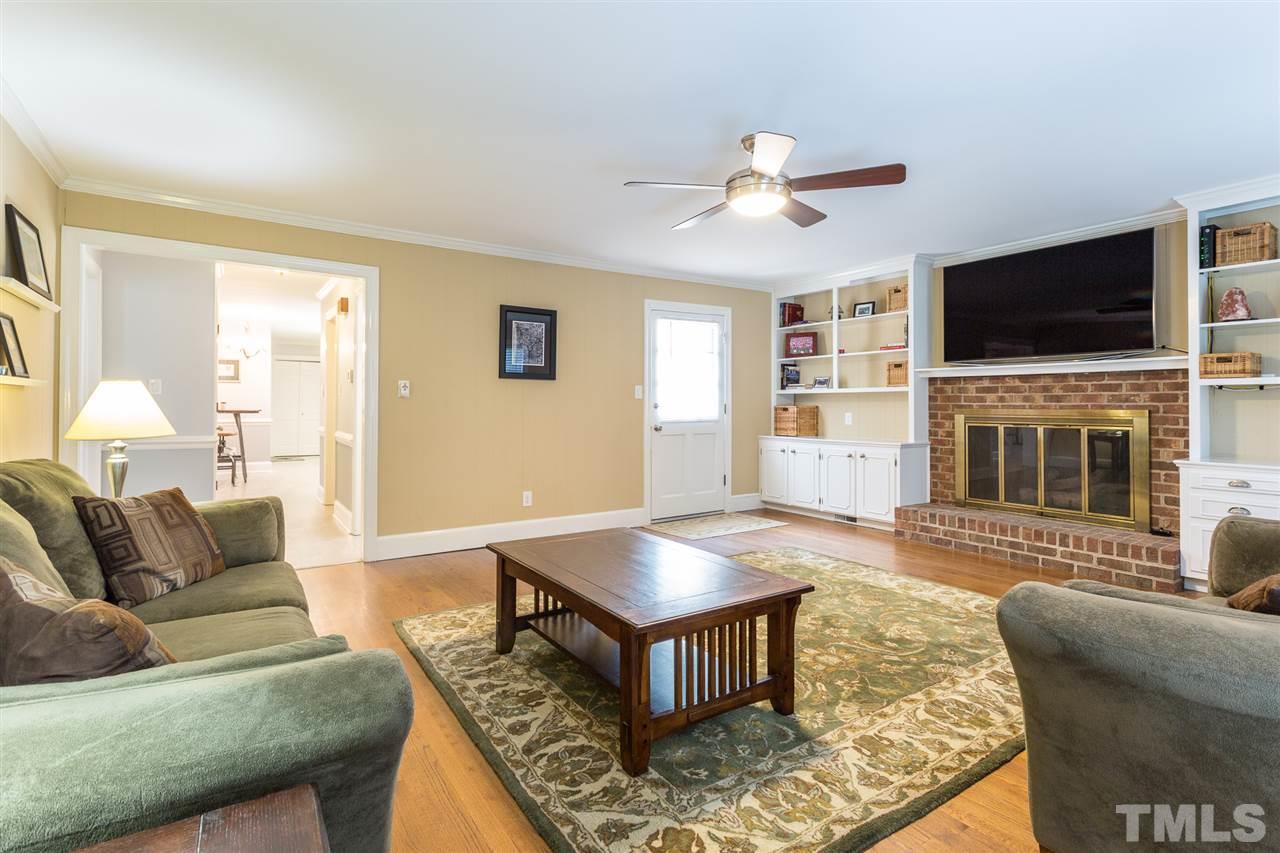 2900 Augusta Court Raleigh, NC 27607 - Photo 7 of 30