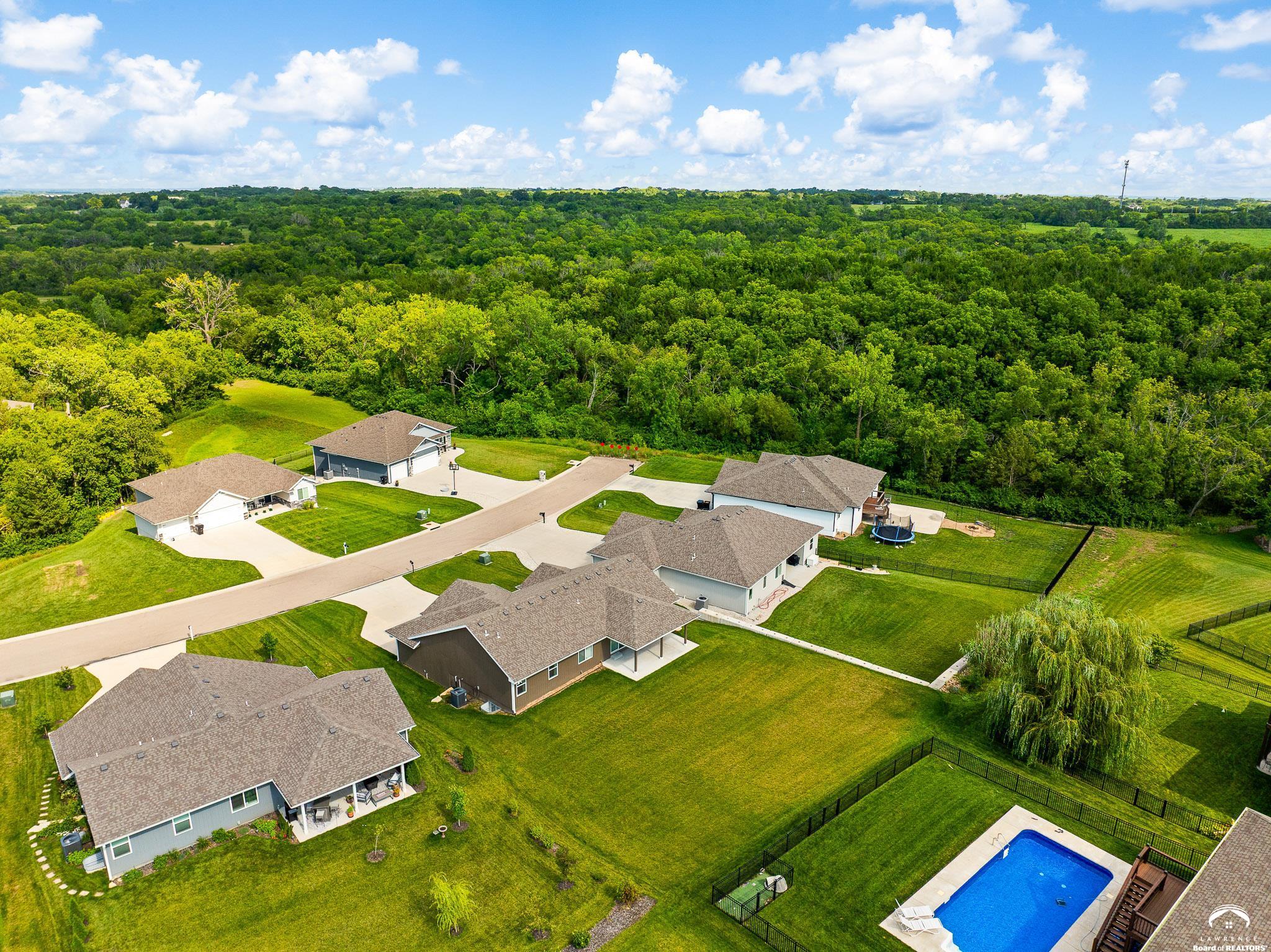 5511 Southwest Timber Ridge Lane Topeka, KS 66610 - Photo 44 of 50