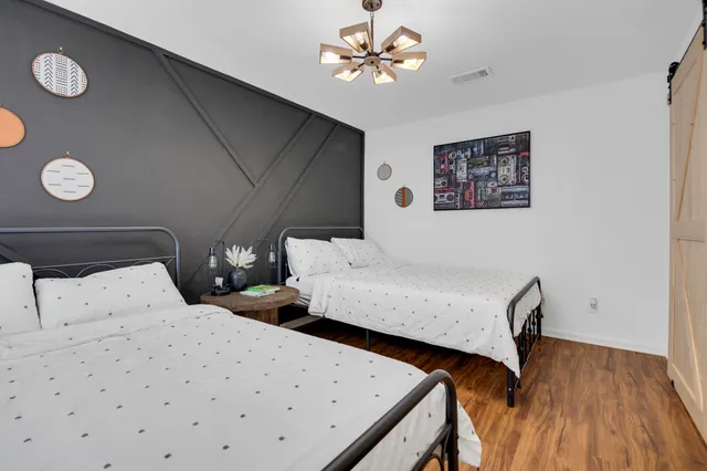 $2,500 | 5755 Cartagena Street, Houston, TX 77035