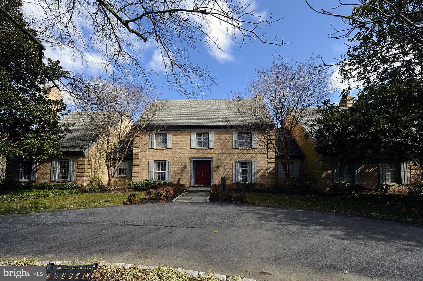 9311 River Road Potomac, MD 20854 - Photo 2 of 29 Exterior (Front)