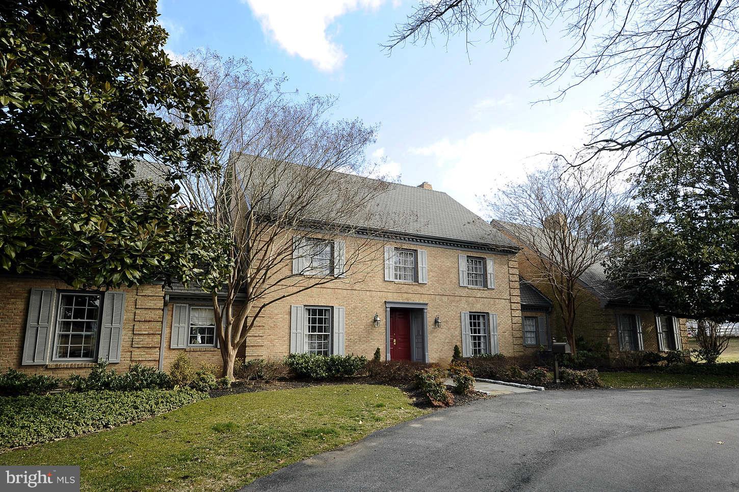 9311 River Road Potomac, MD 20854 - Photo 23 of 29 Front in winter