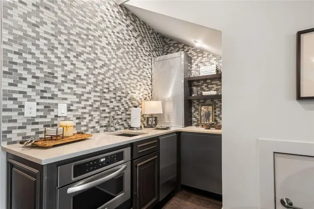 $989,900 | 602 Nottaway Lane, Alpharetta, GA 30009