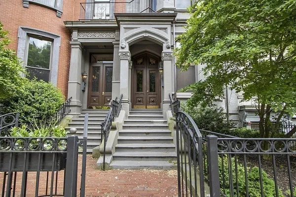 $3,200 | 76 Commonwealth Avenue, Unit 11, Boston, MA 02116