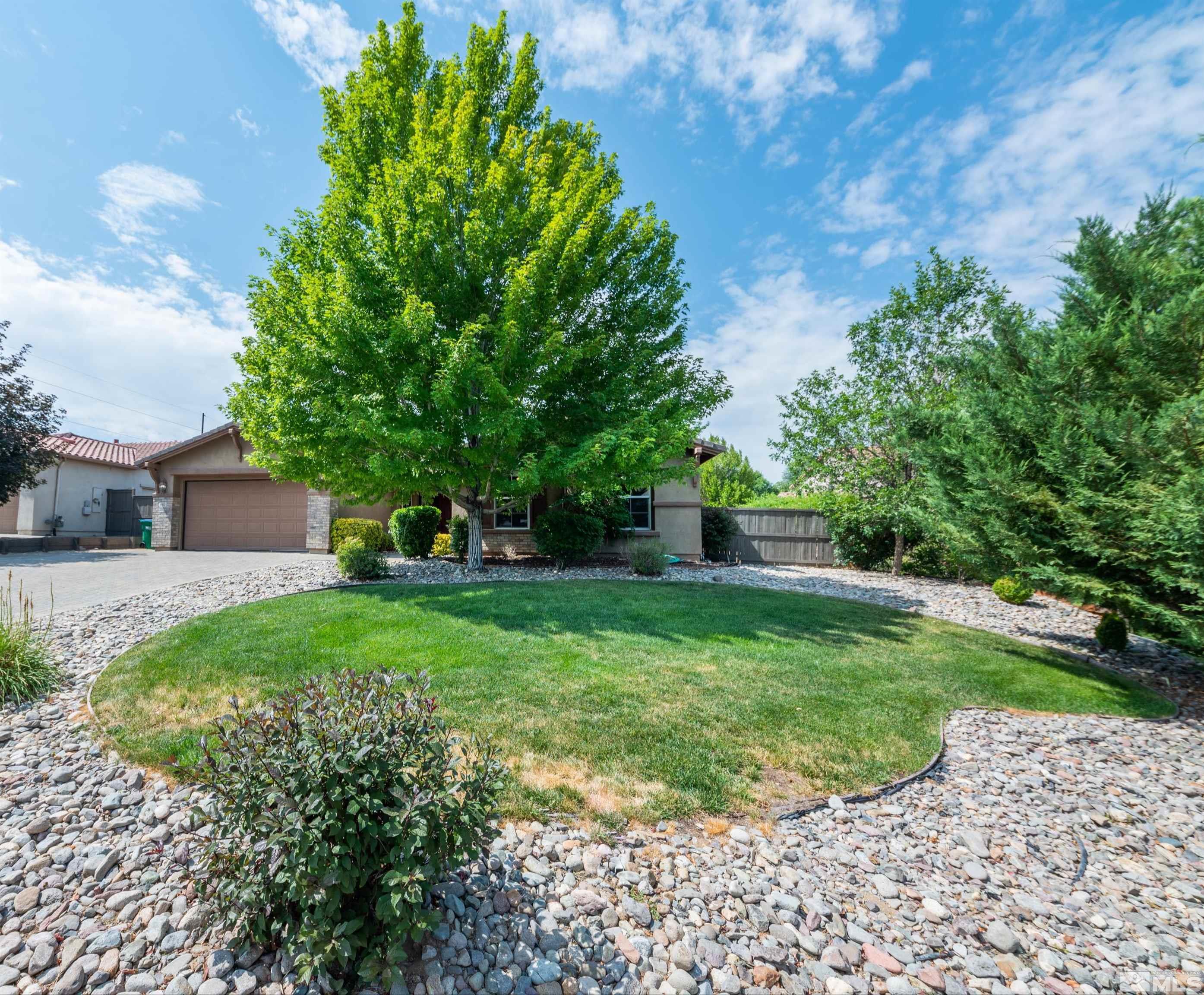 640 Aberdeen Court Reno, NV 89521 - Photo 4 of 39 Photo 4