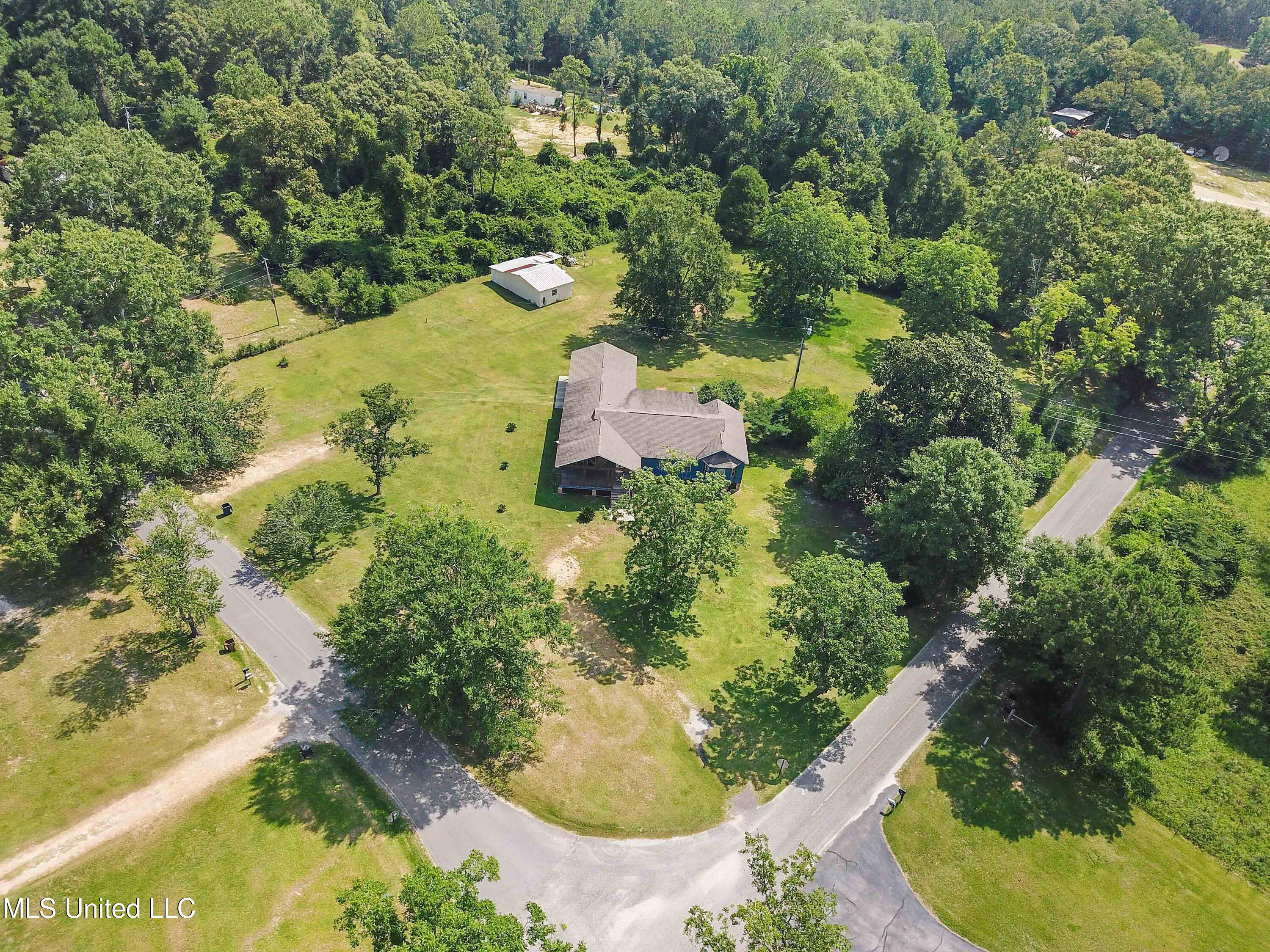 541 Beaver Dam Road Perkinston, MS 39573 - Photo 29 of 37 029