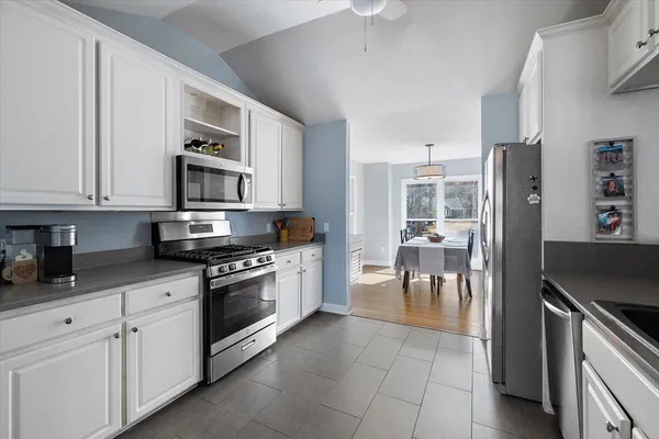 $885,000 | 3582 Heathermoor Court, Mount Pleasant, SC 29466