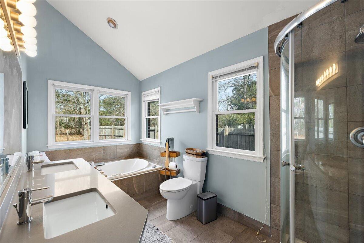 3582 Heathermoor Court Mount Pleasant, SC 29466 - Photo 19 of 54 22-BN0A1437