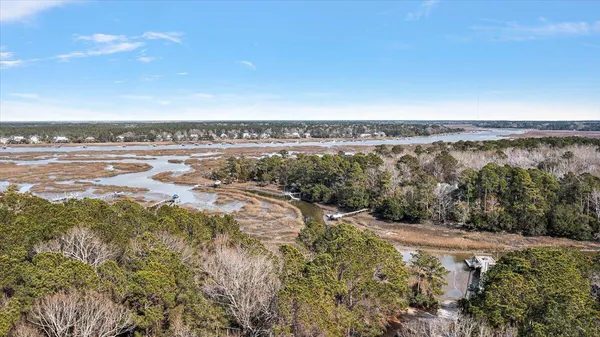 $885,000 | 3582 Heathermoor Court, Mount Pleasant, SC 29466