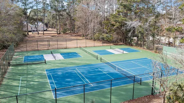 $885,000 | 3582 Heathermoor Court, Mount Pleasant, SC 29466