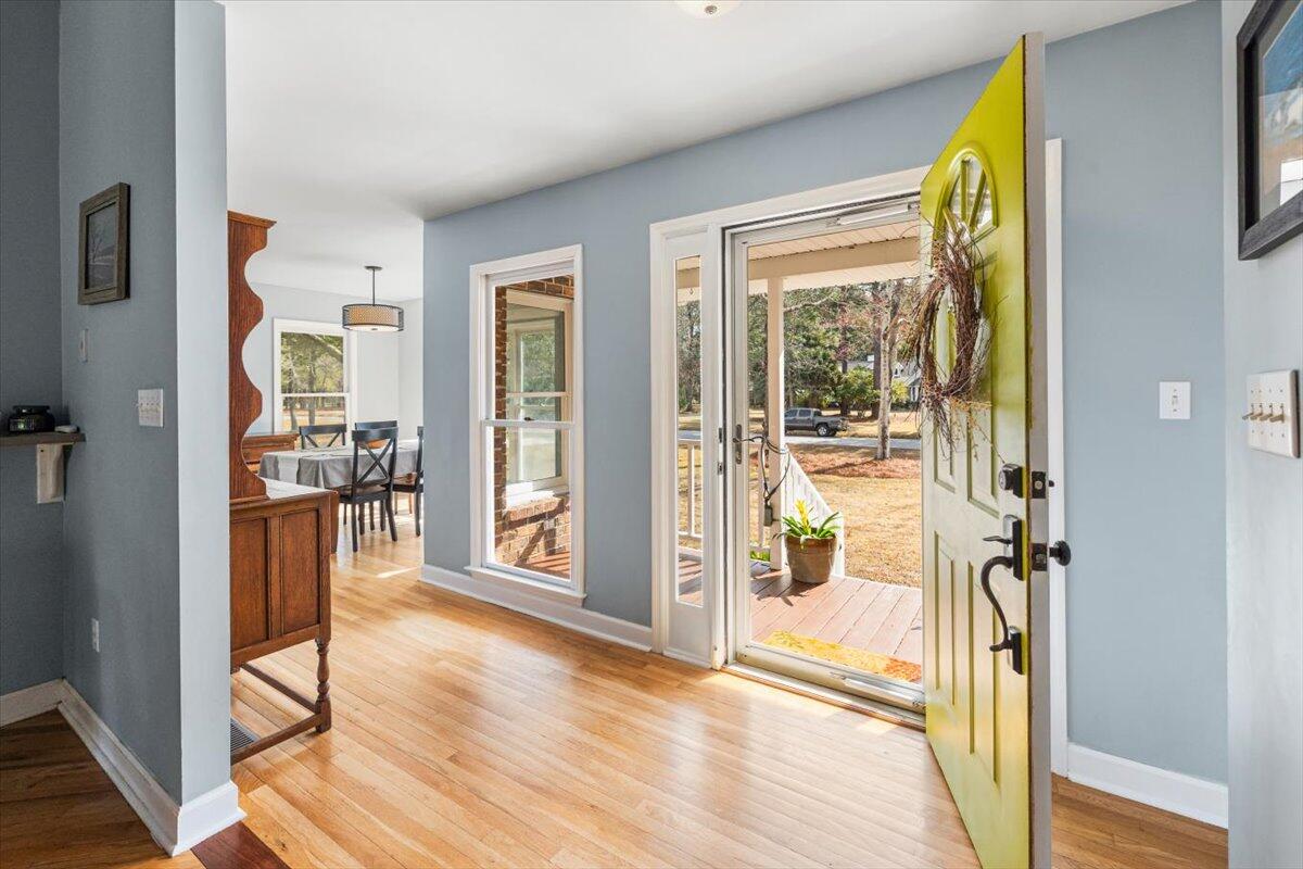 3582 Heathermoor Court Mount Pleasant, SC 29466 - Photo 5 of 54 07-BN0A1479