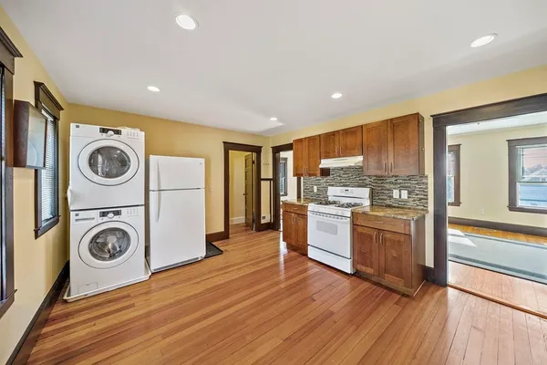 $2,500 | 44 Chapel Court, Unit 2, Norwood, MA 02062