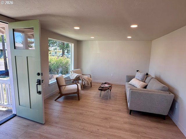 2345 F Street Springfield, OR 97477 - Photo 8 of 32