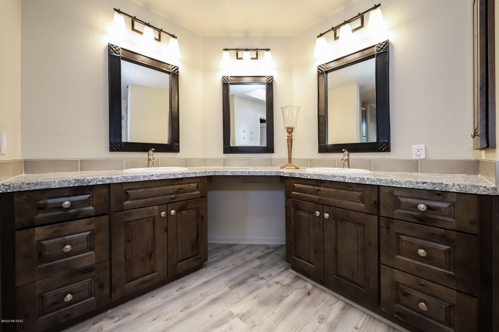 5845 North Misty Ridge Drive Tucson, AZ 85718 - Photo 18 of 34