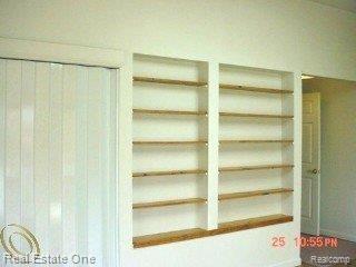 2225 7 Mile Road South Lyon, MI 48178 - Photo 8 of 17 7 mile built-ins