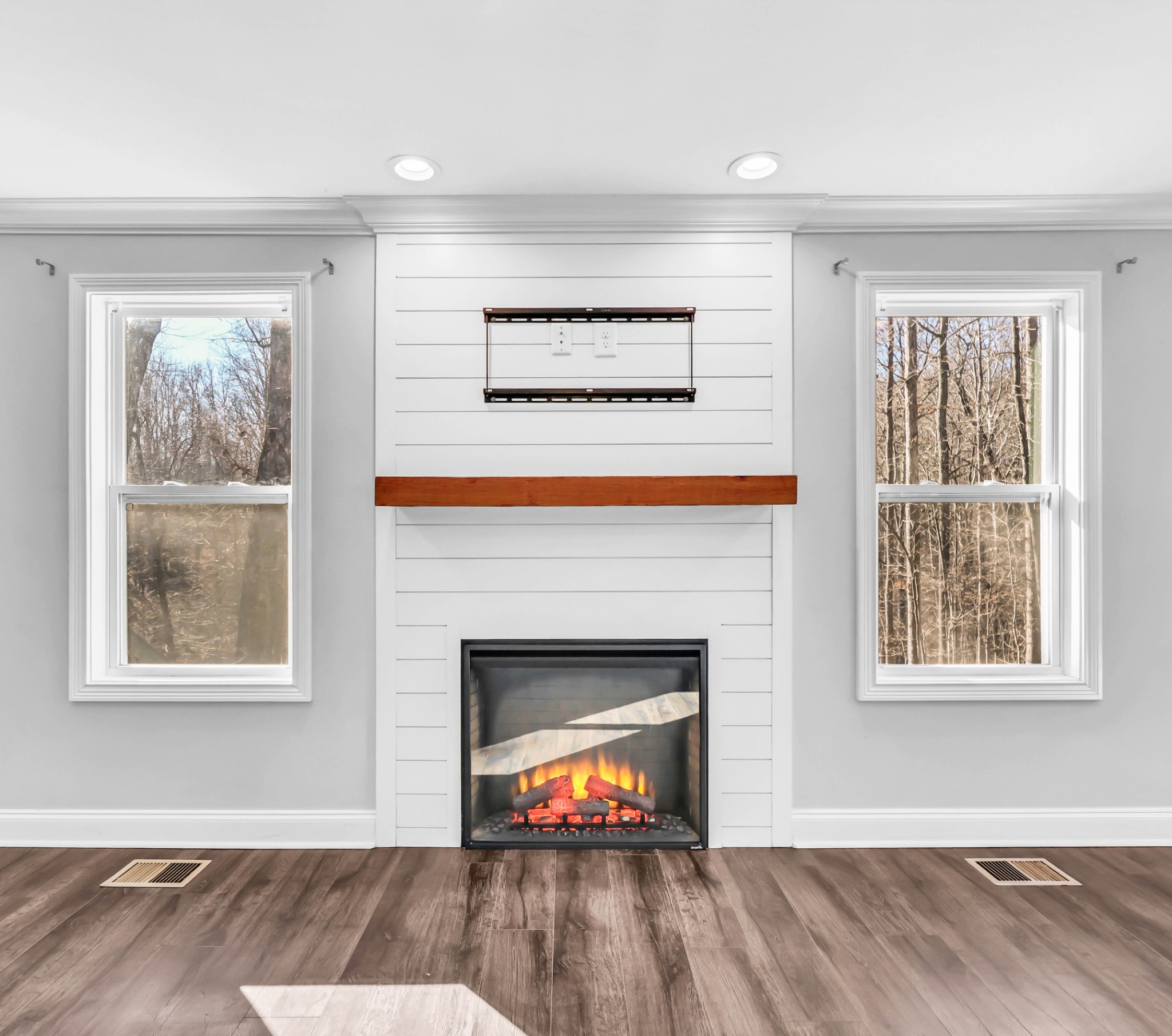 2320 Bearden Road Clarksville, TN 37043 - Photo 13 of 44 a living room with furniture and a fireplace
