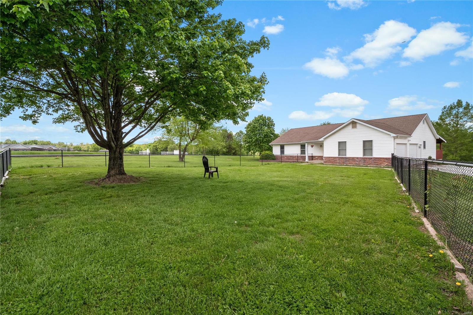 4495 Wilson Road Defiance, MO 63341 - Photo 6 of 29 Gallery Image 6