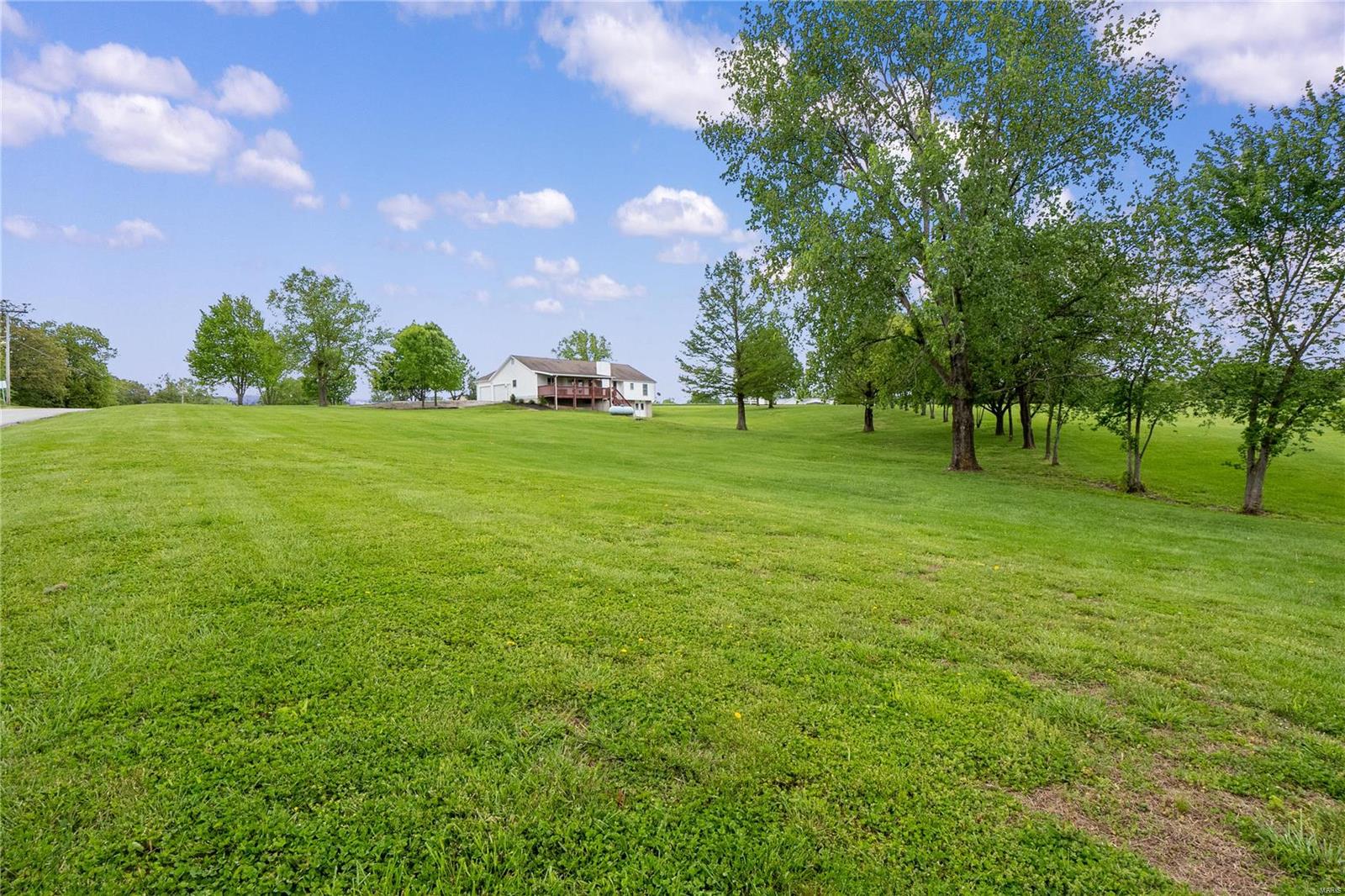 4495 Wilson Road Defiance, MO 63341 - Photo 9 of 29 Gallery Image 9