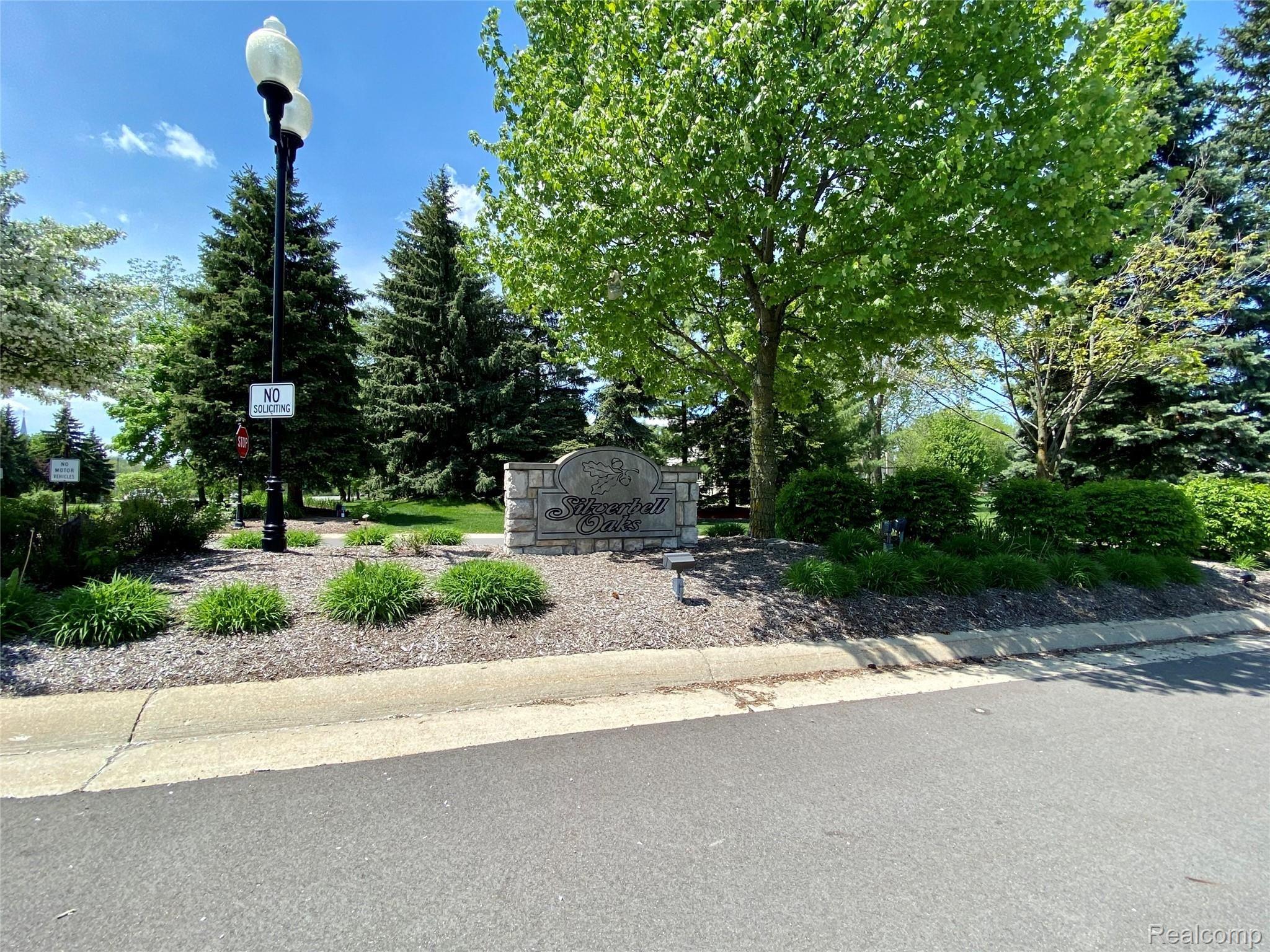 3939 May Center Road Lake Orion, MI 48360 - Photo 52 of 58 32D3CD2D-33F7-4DEB-91AD-4299F32EE940.jpeg