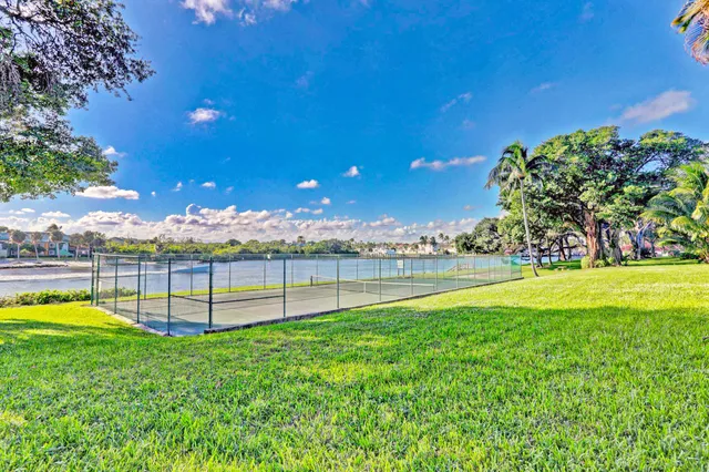 $400,000 | 382 Golfview Road, Unit C, North Palm Beach, FL 33408