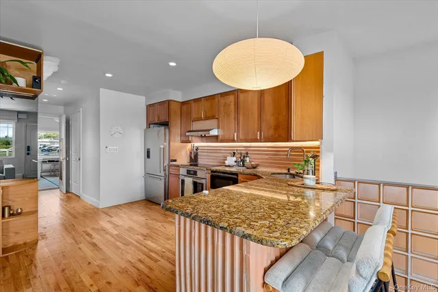 $655,000 | 100-12 Shore Front Parkway, Unit 18A | Rockaway Beach