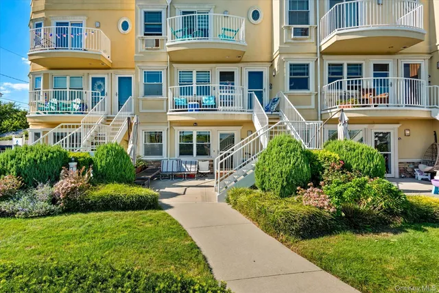 $655,000 | 100-12 Shore Front Parkway, Unit 18A | Rockaway Beach
