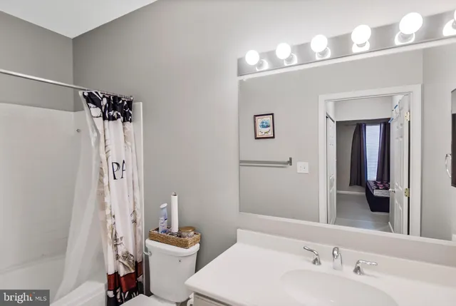 $2,075 | 5003 Hollington Drive, Unit 201, Owings Mills, MD 21117