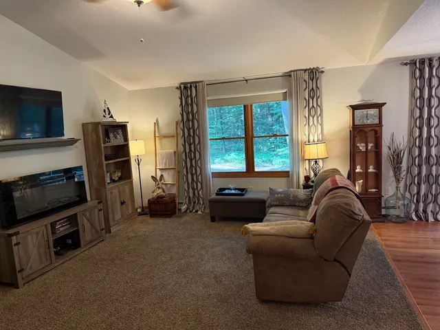 $345,000 | 4754 White Pine Lane, Cadillac, MI 49601