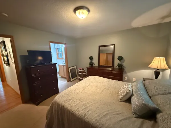 $330,000 | 4754 White Pine Lane, Cadillac, MI 49601