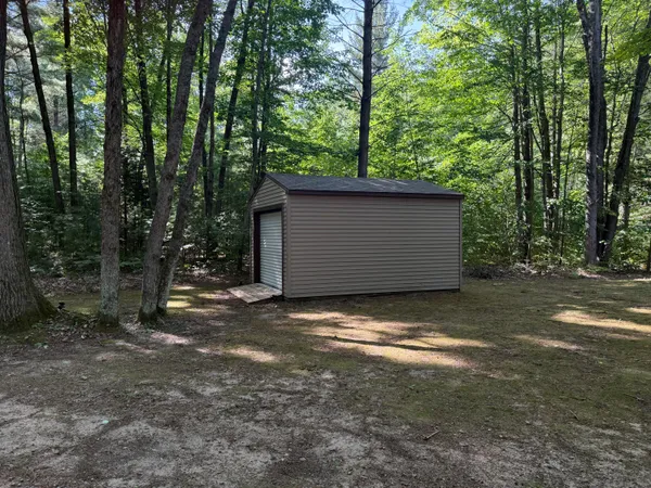 $330,000 | 4754 White Pine Lane, Cadillac, MI 49601