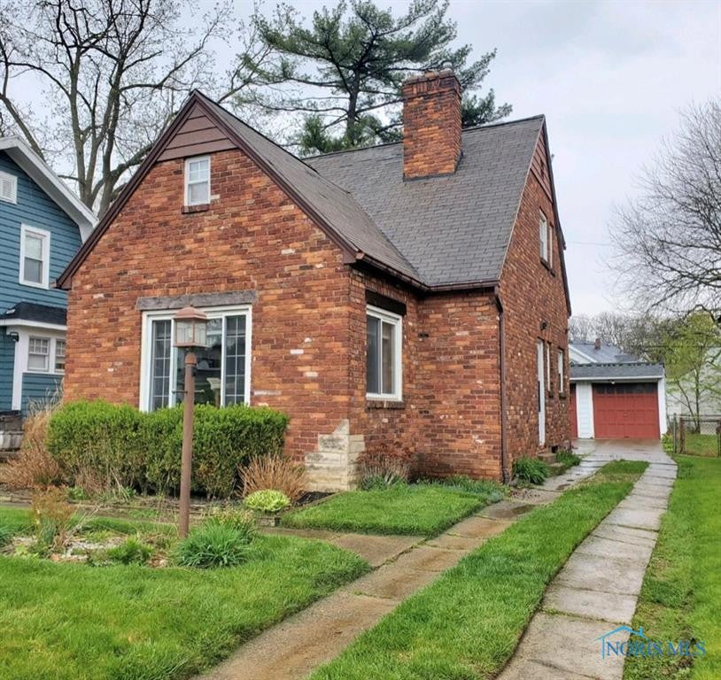 4330 Lowe Road Toledo, OH 43612 - Photo 1 of 23 Gallery Image 1