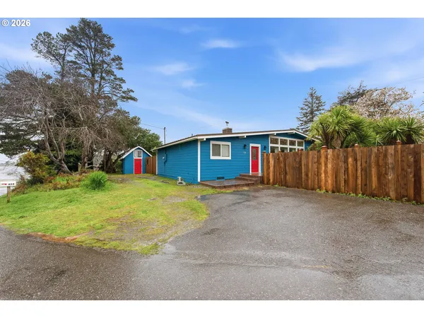 $499,000 | 654 Madrona Avenue, Port Orford, OR 97465