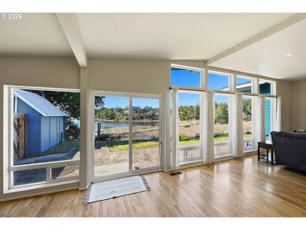 $499,000 | 654 Madrona Avenue, Port Orford, OR 97465