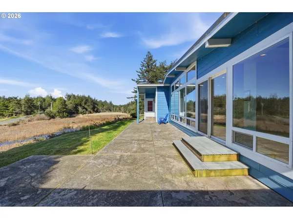 $499,000 | 654 Madrona Avenue, Port Orford, OR 97465