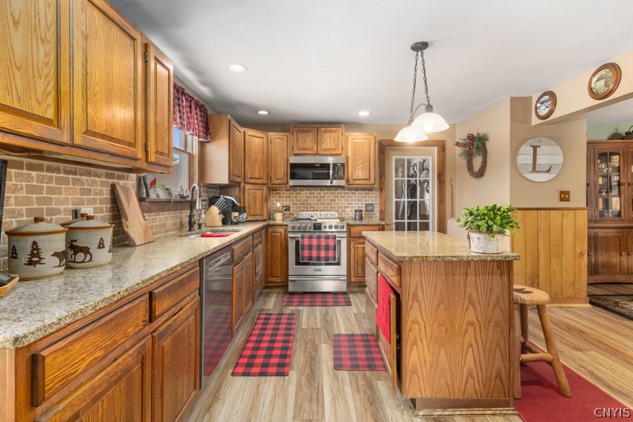 10017 Mallory Road New Hartford, NY 13413 - Photo 15 of 35