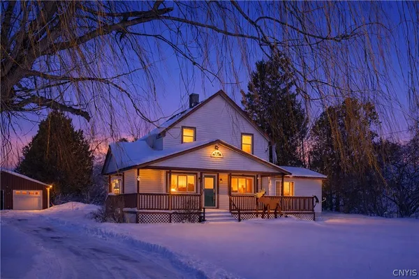$374,900 | 10017 Mallory Road, New Hartford, NY 13413