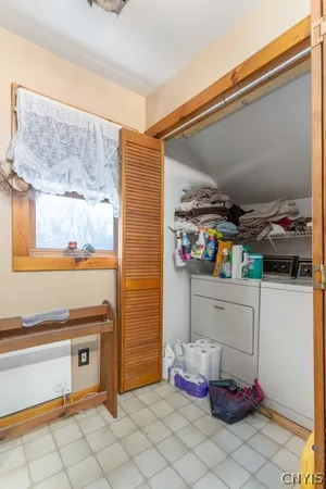 $374,900 | 10017 Mallory Road, New Hartford, NY 13413