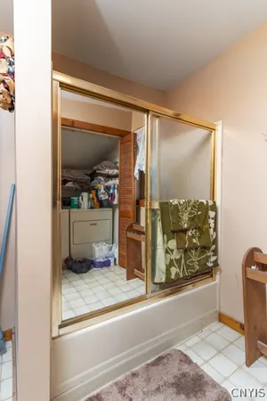 $374,900 | 10017 Mallory Road, New Hartford, NY 13413