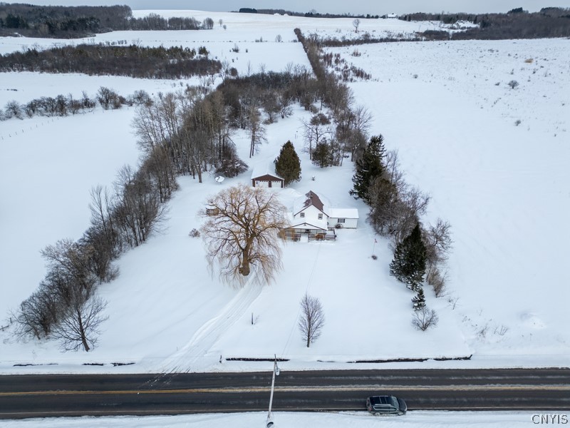 10017 Mallory Road New Hartford, NY 13413 - Photo 8 of 35