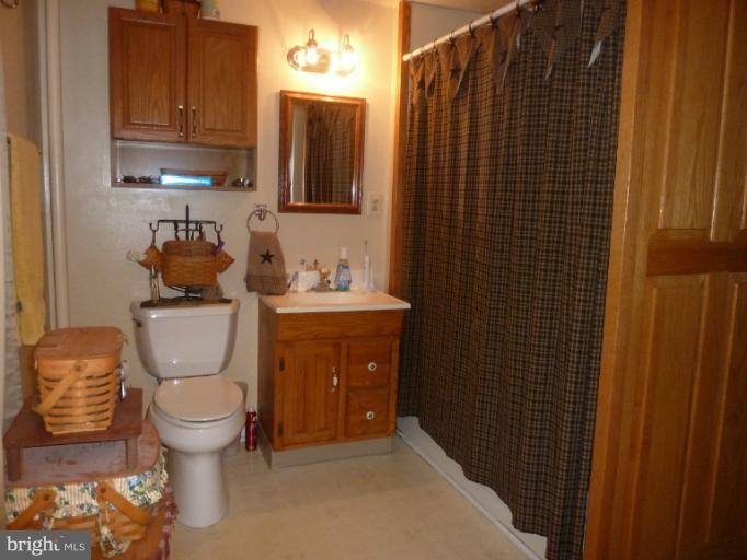 8316 Barnes Road Boonsboro, MD 21713 - Photo 10 of 15 Bath