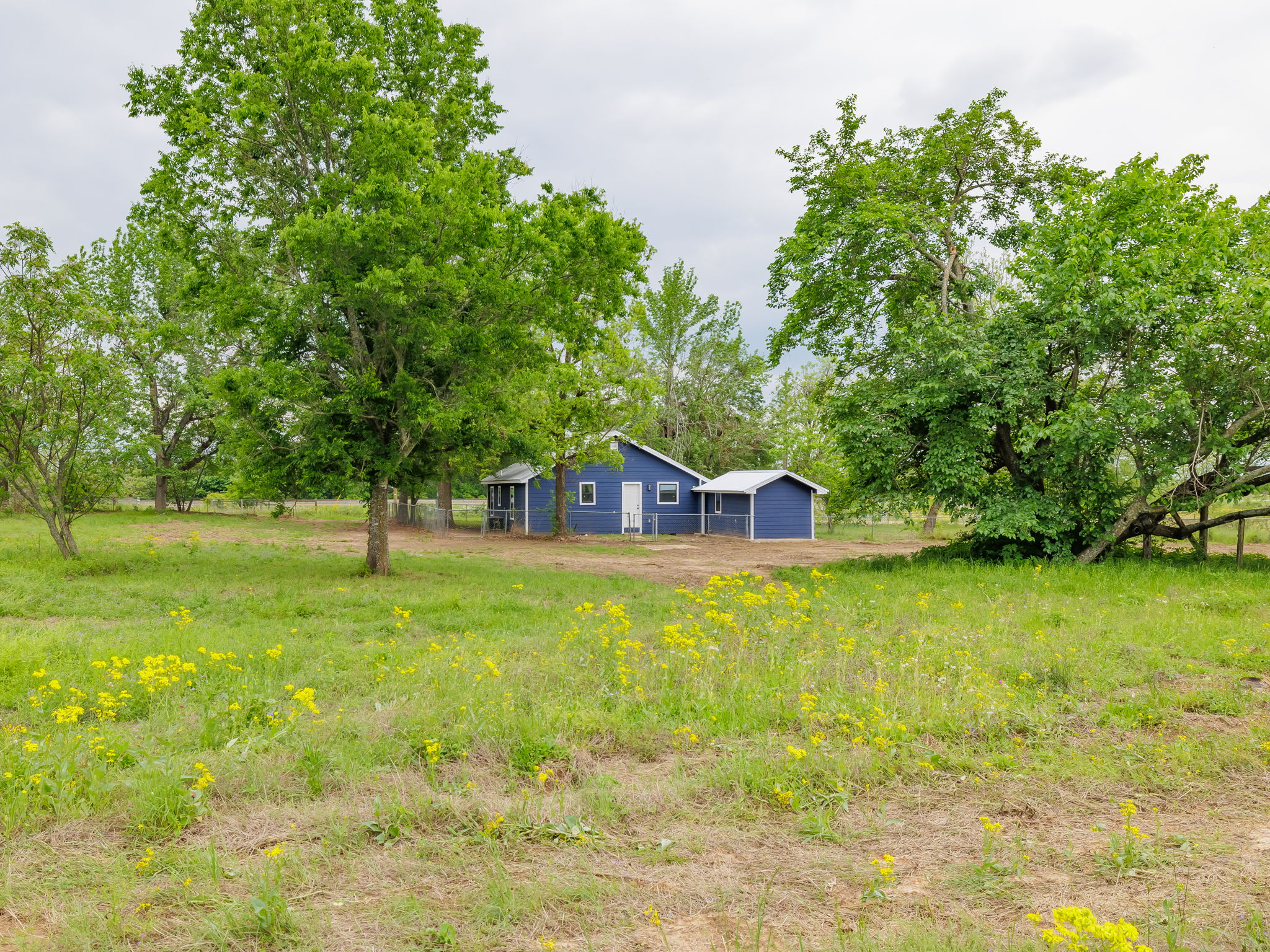 202 North Arendell Gause, TX 77857 - Photo 27 of 30 a front view of a house with a yard