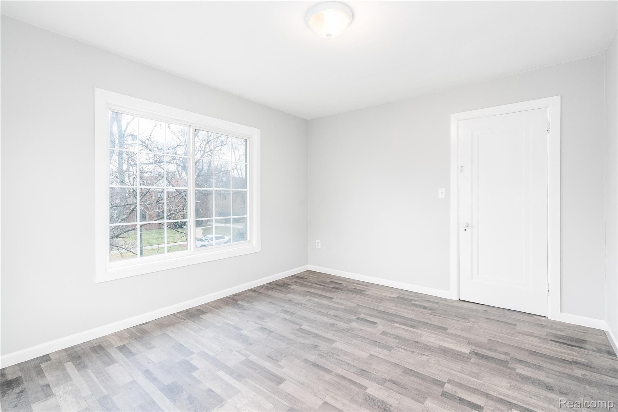 14225 Rutland Street Detroit, MI 48227 - Photo 23 of 42 14225 Rutland, Detroit-5288.jpg