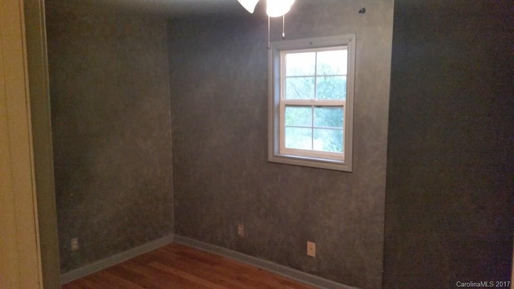 180 Maple Street Clyde, NC 28721 - Photo 8 of 8