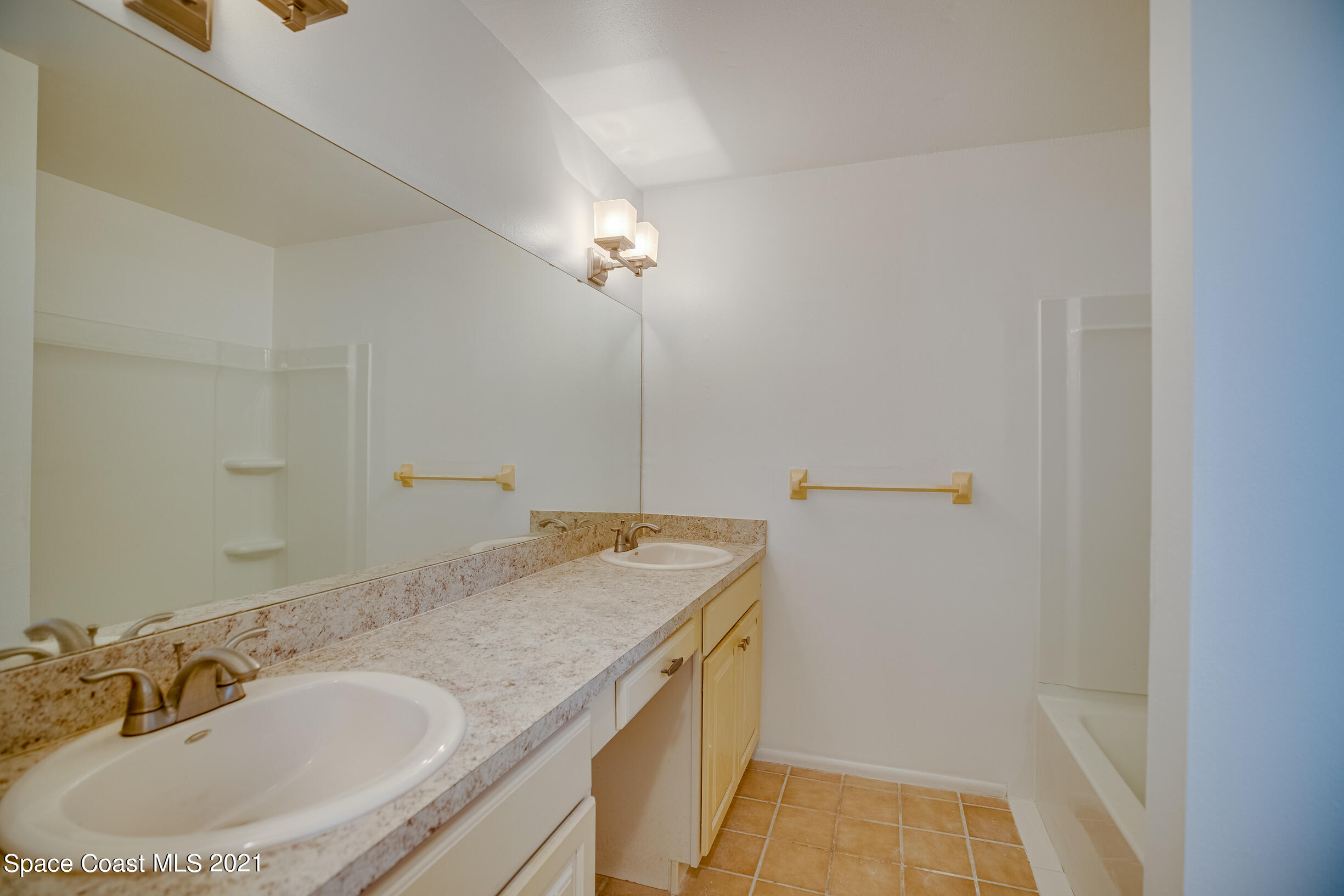 838 Knecht Road Northeast Palm Bay, FL 32905 - Photo 14 of 25 838 Knecht (19)