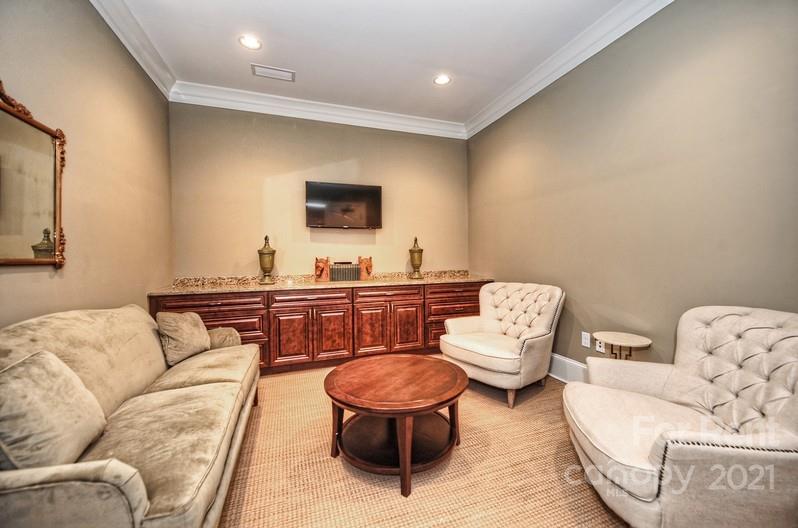 2100 Queens Road West, Unit WORK Charlotte, NC 28207 - Photo 12 of 13