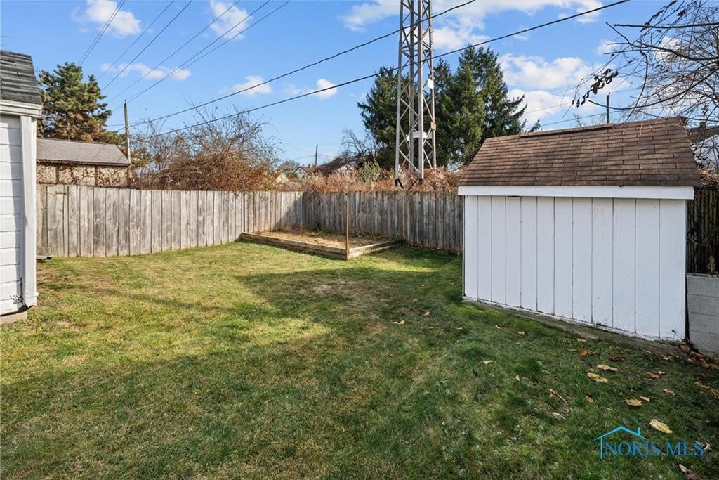 3756 Bellevue Road Toledo, OH 43613 - Photo 34 of 35 Gallery Image 34