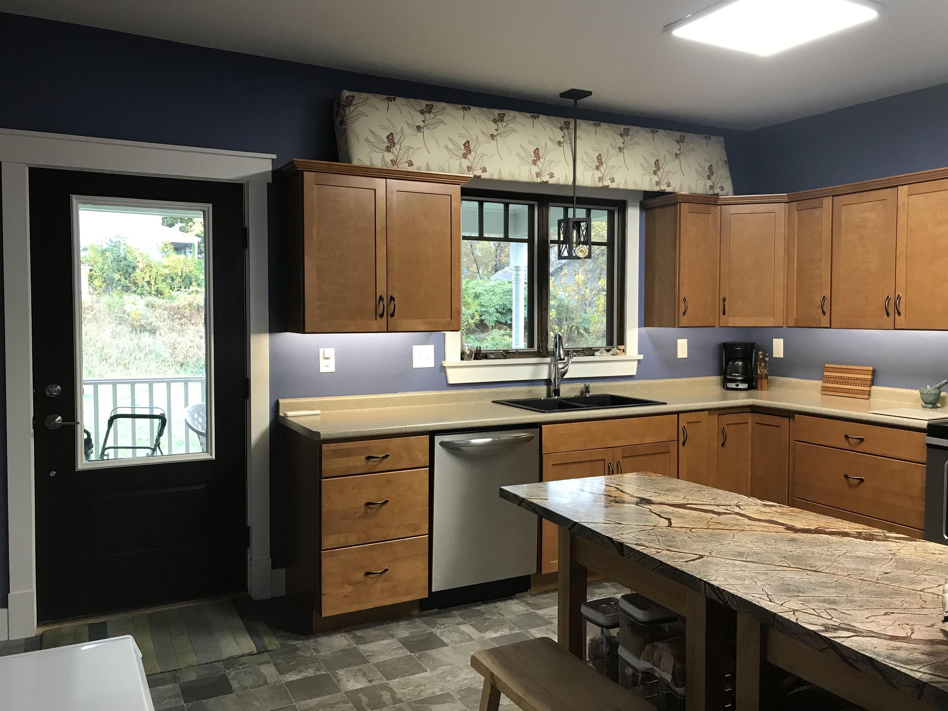 39 Pine Street Rutland, VT 05701 - Photo 24 of 39