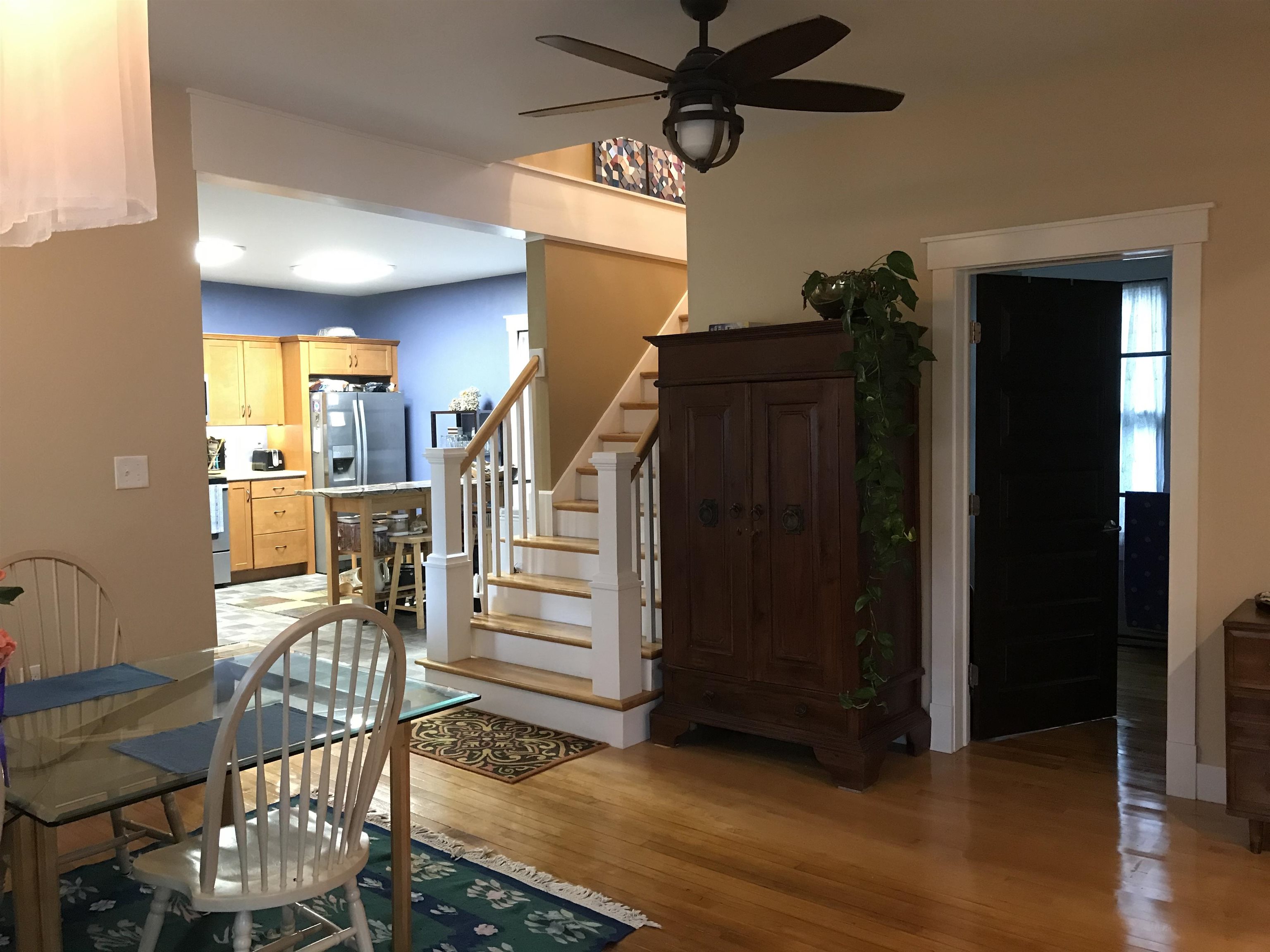 39 Pine Street Rutland, VT 05701 - Photo 3 of 39