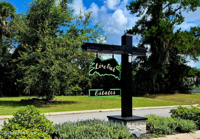 $275,000 | 497 Live Oak Loop, Crescent City, FL 32112