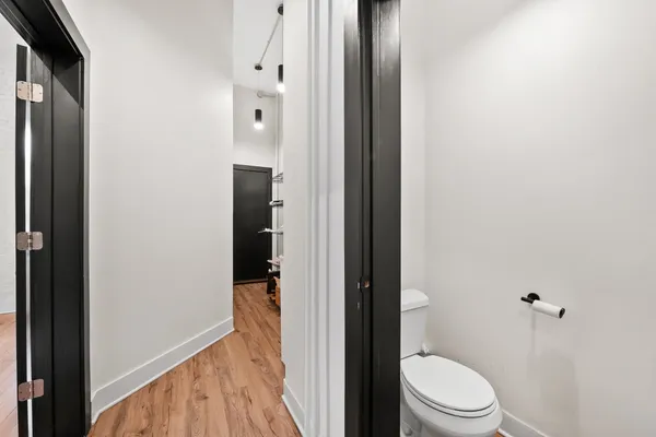 $2,000 | 186 Ocean Avenue, Jersey City, NJ 07305