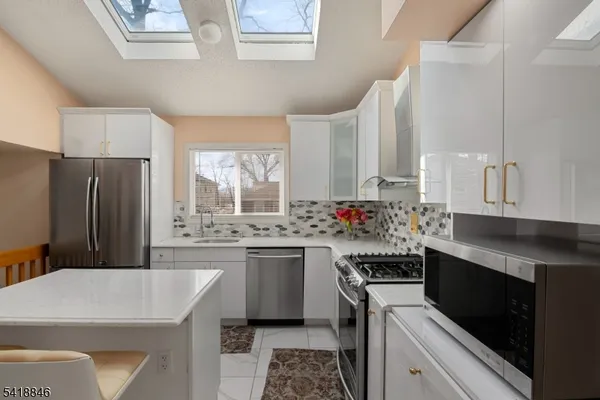 $1,089,000 | 81 Hastings Avenue, Nutley, NJ 07110